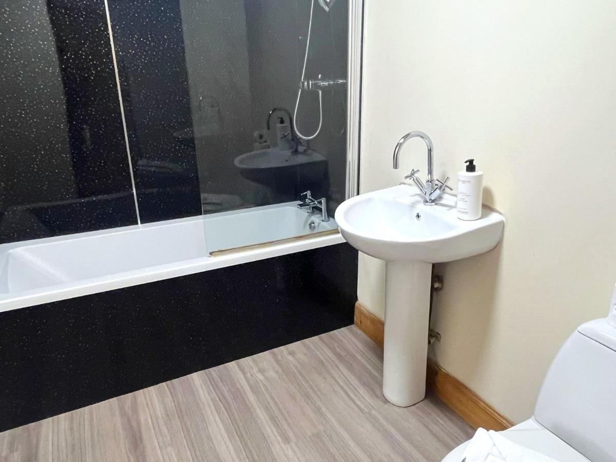 Chalet Elegant 2 Bedroom *