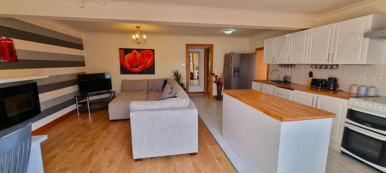 Elegant 2 Bedroom Chalet