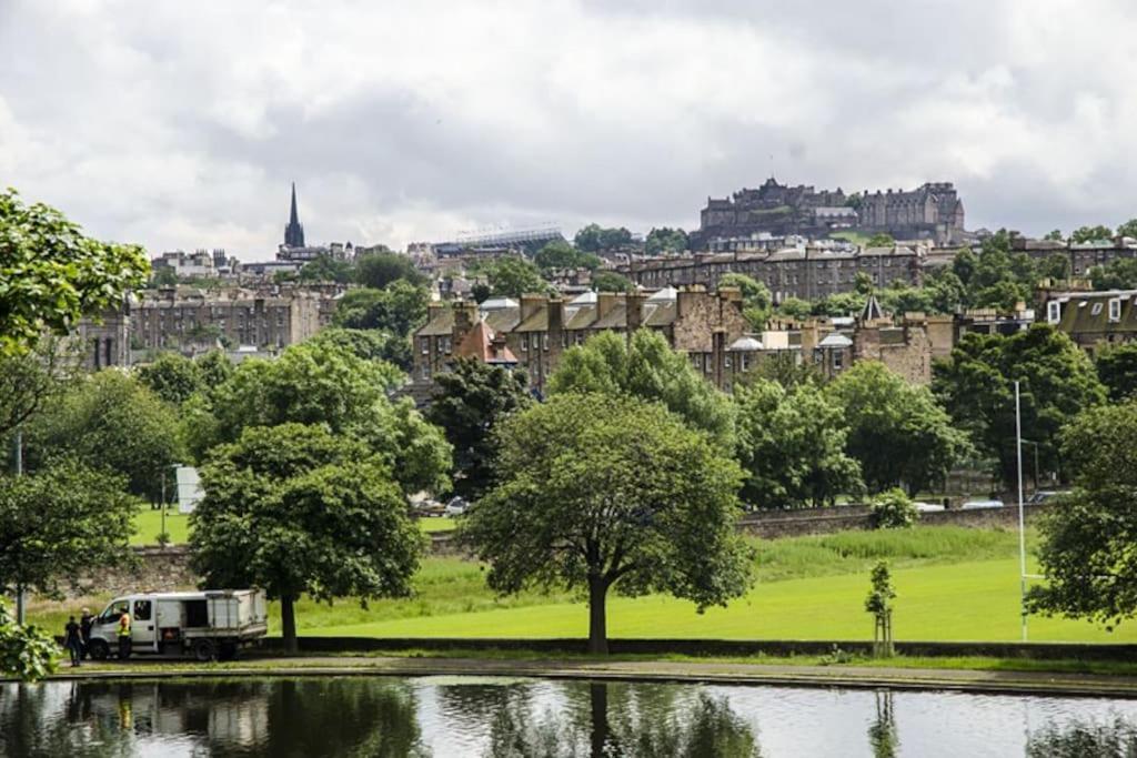 Stylish Victorian Apartment's Close To The Botanical Gardens, Free Parking! EDI