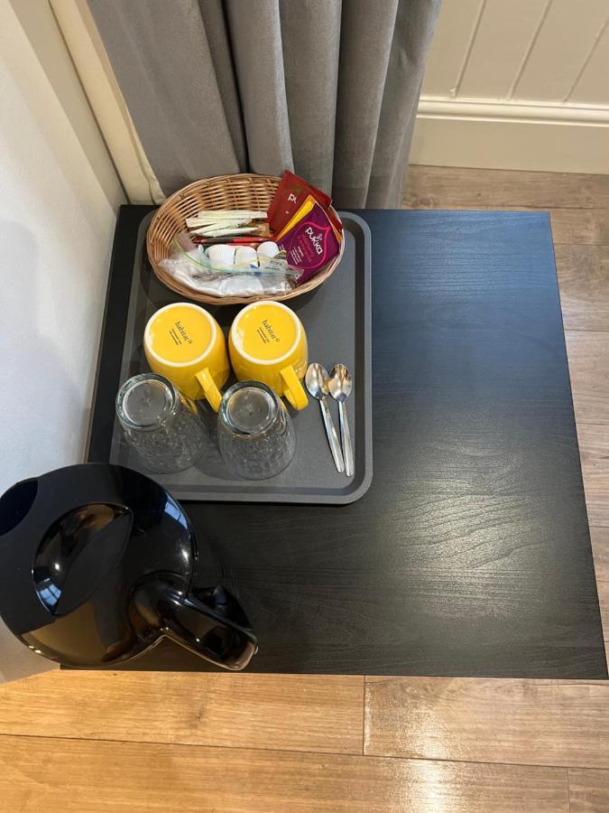 Accommodatie bij particulieren Luxury Double W/ Private Bathroom EDI