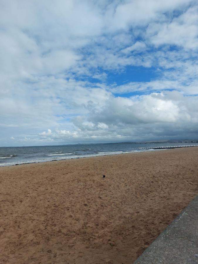 Portobello Charming Seaside 3-br Apartment