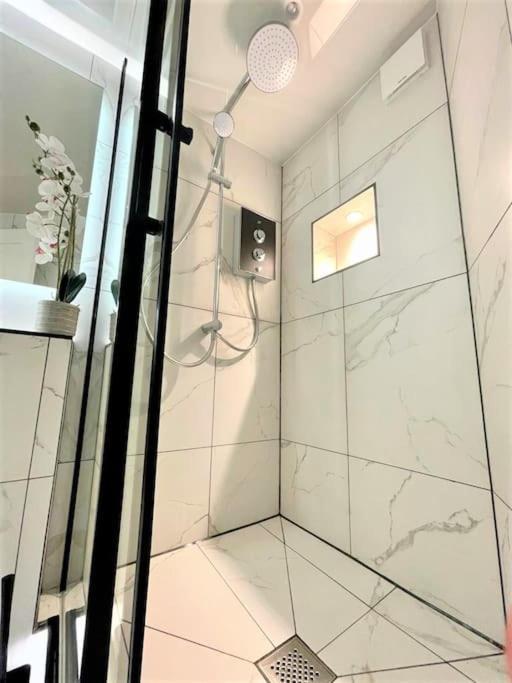 Stylish, And Cosy 1bd Nr Canongate Appartement