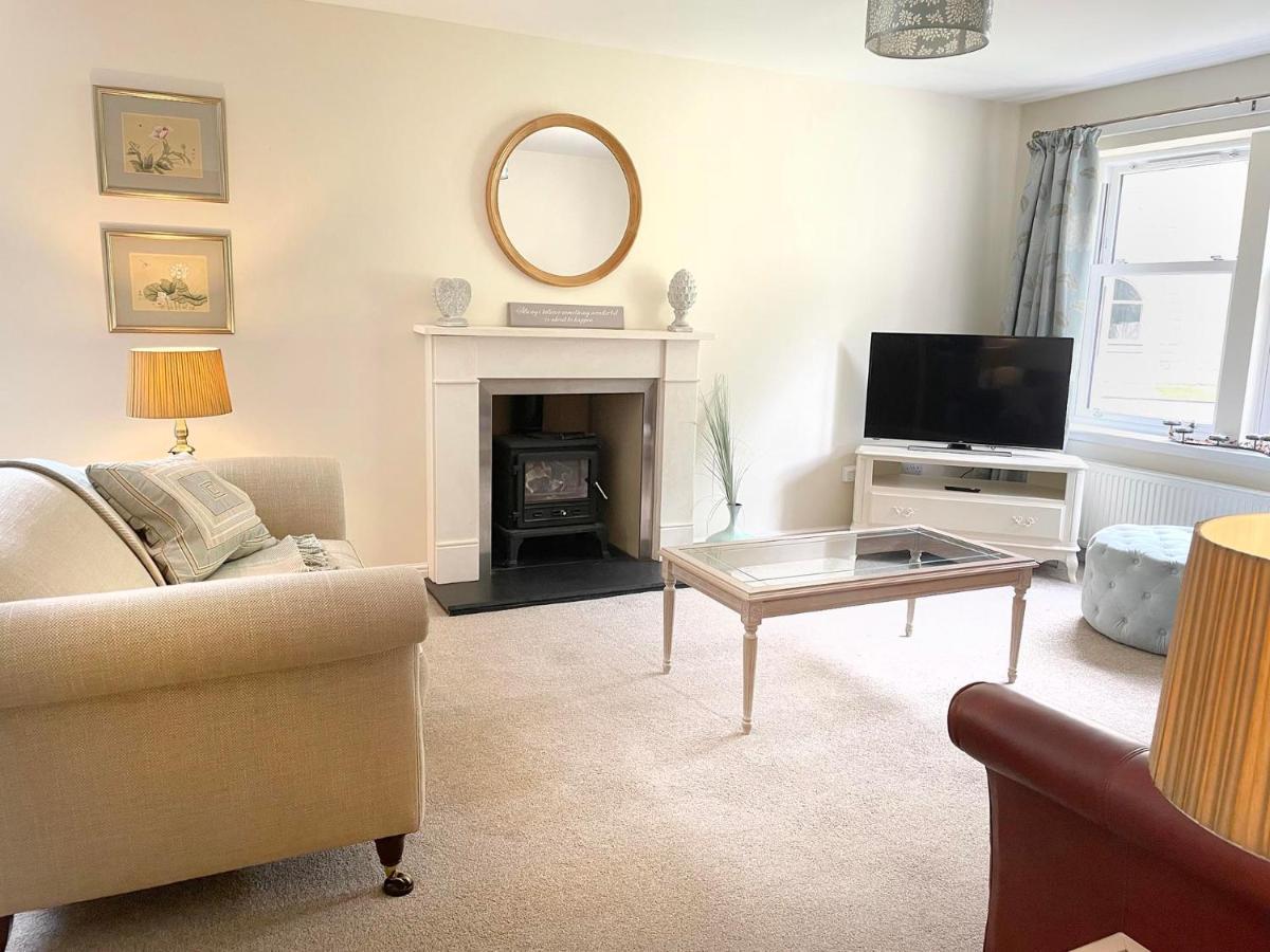 Estate At Carberry Tower Holiday home *