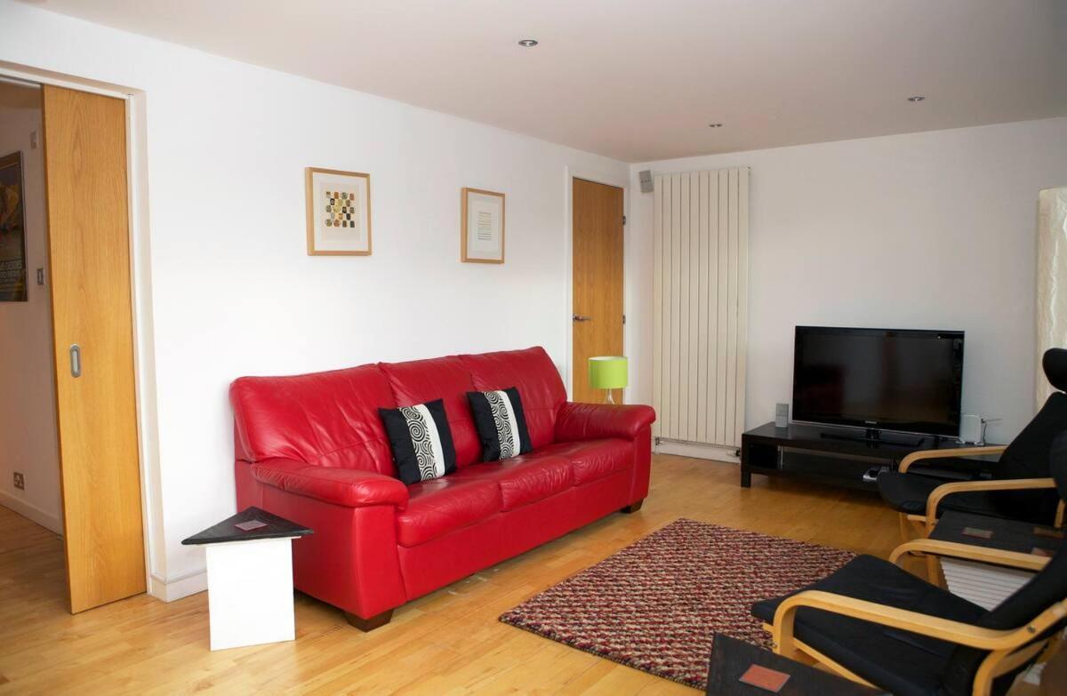 Joivy Inviting Flat With Parking In Canonmills Apartment EDI