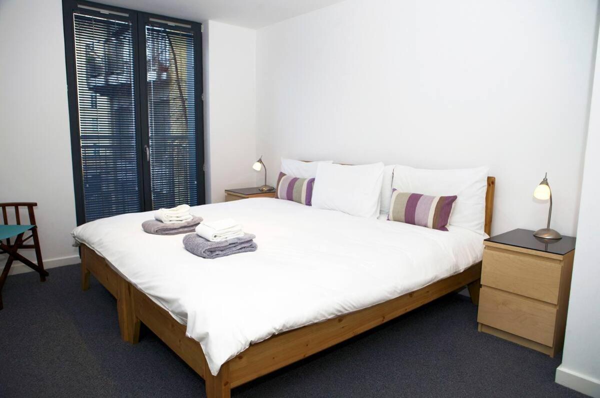 Apartment Joivy Inviting Flat With Parking In Canonmills