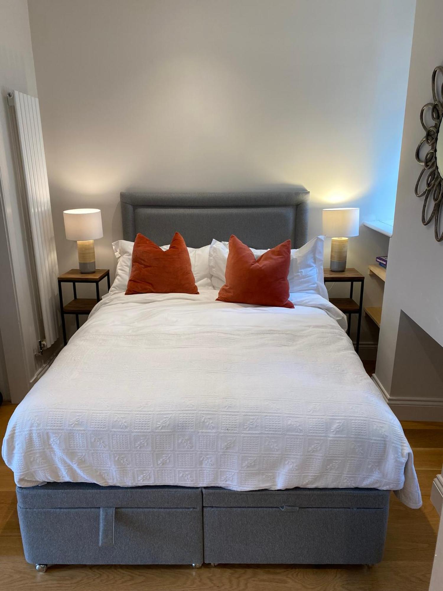 7a The Mews - In The