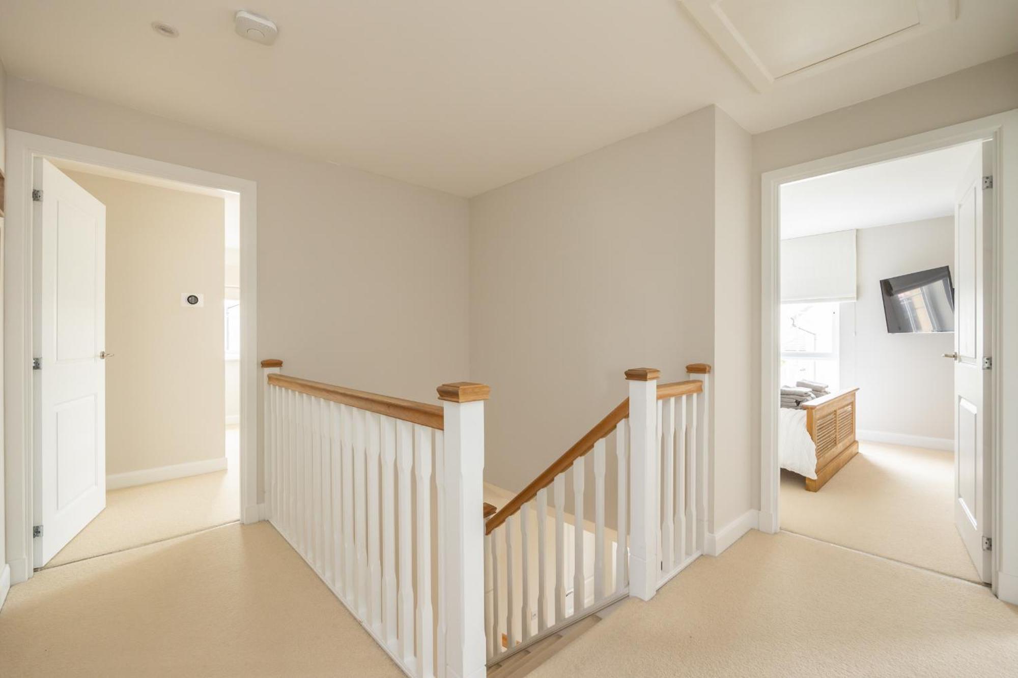 Luxury Detached Ferienhaus EDI