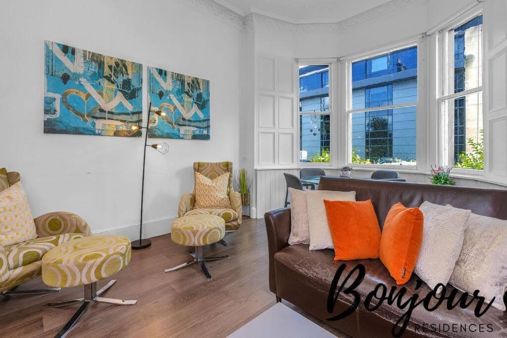 Appartement Clichy Ground Floor 1br-1 Ba, Shared Garden Access By Bonjour Residences