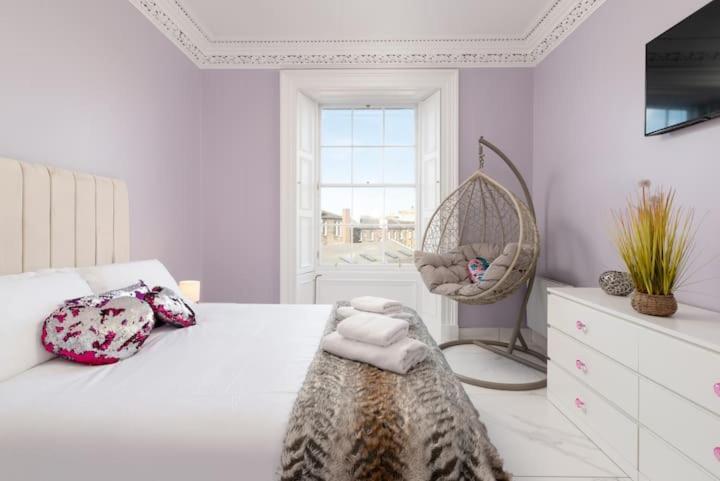 Spacious Modern Centre Castle Views Appartement Edinburgh