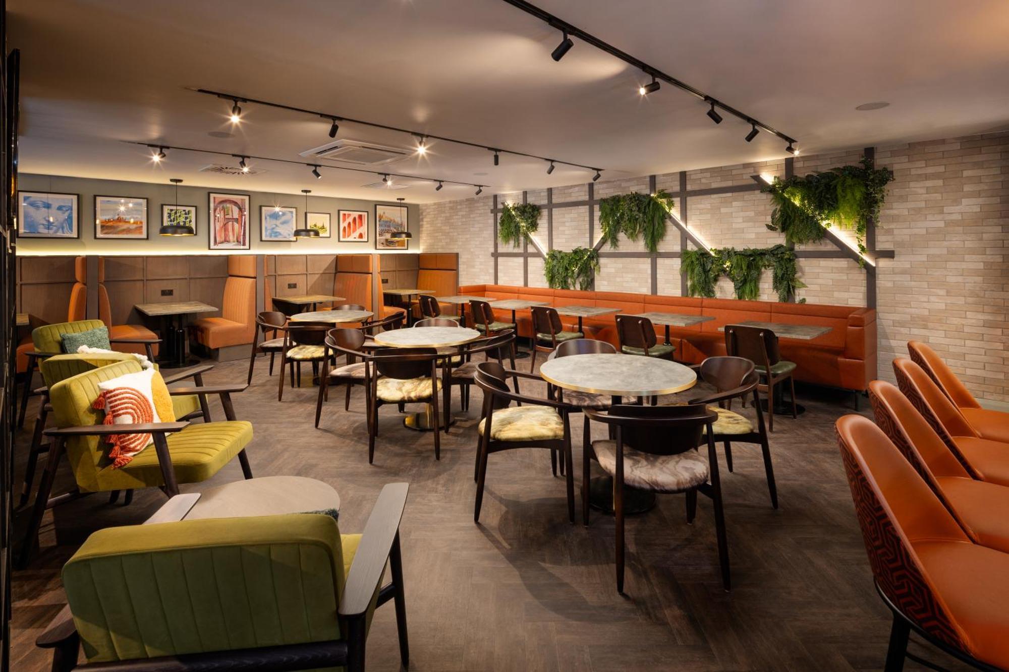 Four Points By Sheraton Hotel 4*