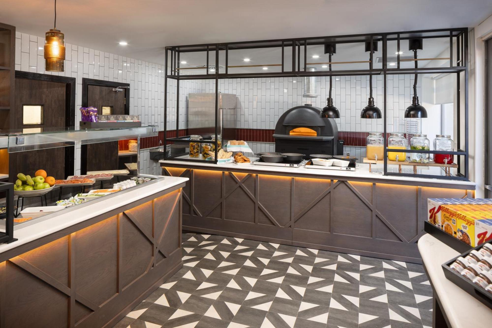 Four Points By Sheraton 4* EDI