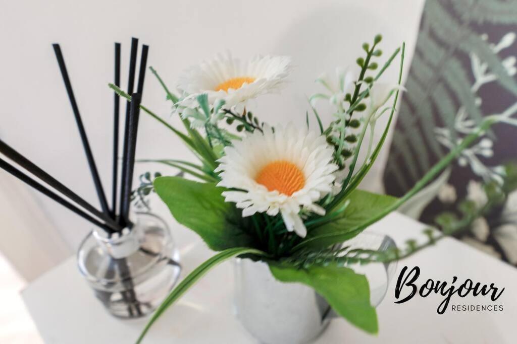Monge Old Town 2br-1ba, Near Royal Mile By Bonjour Residences Edinburgh