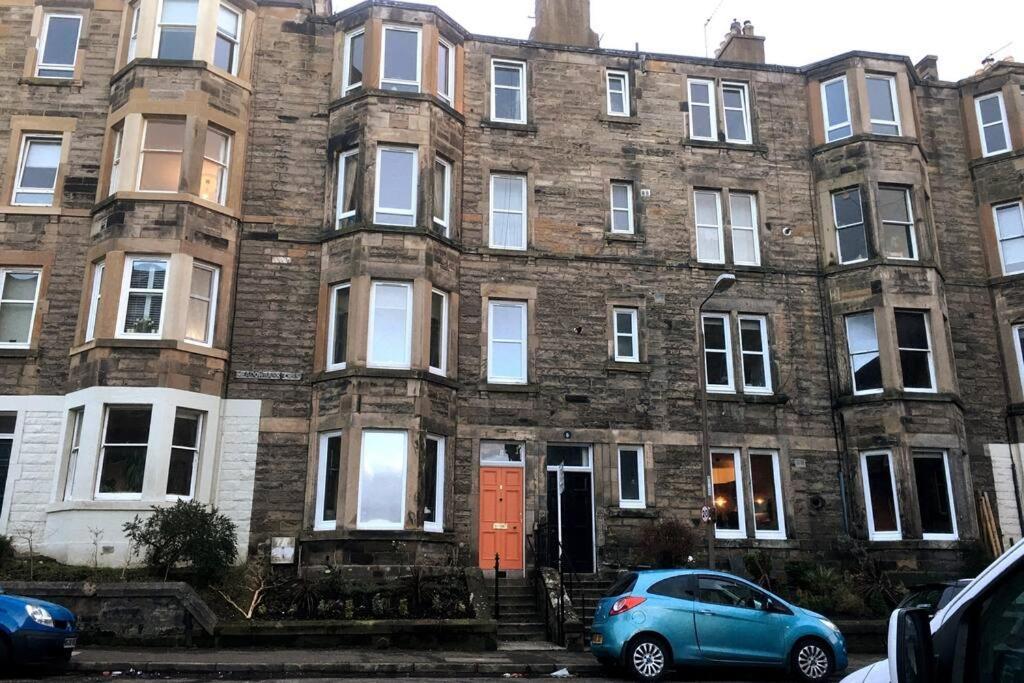 Holyrood Park: Lush & Arty 2 Double Bed Flat Apartment *