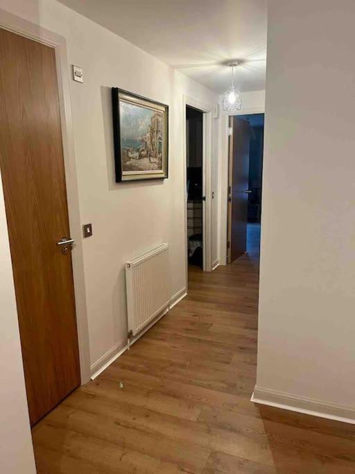 Modern 2 Bedrooms & Two Bathrooms Apartment Edinburgh