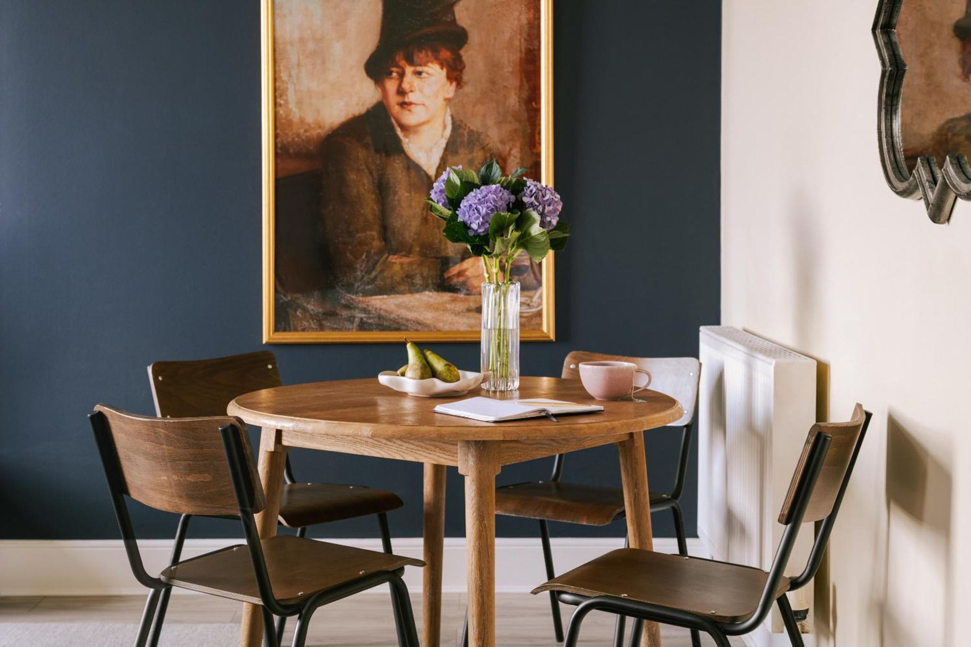 Sonder Royal Garden Aparthotel Edinburgh