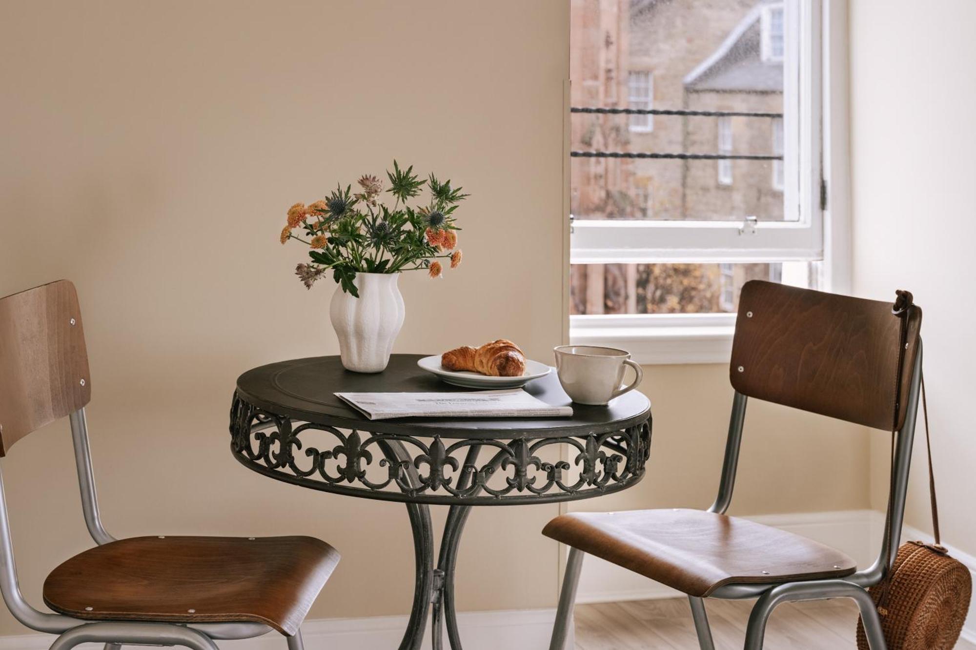 Aparthotel Sonder Royal Garden Edinburgh