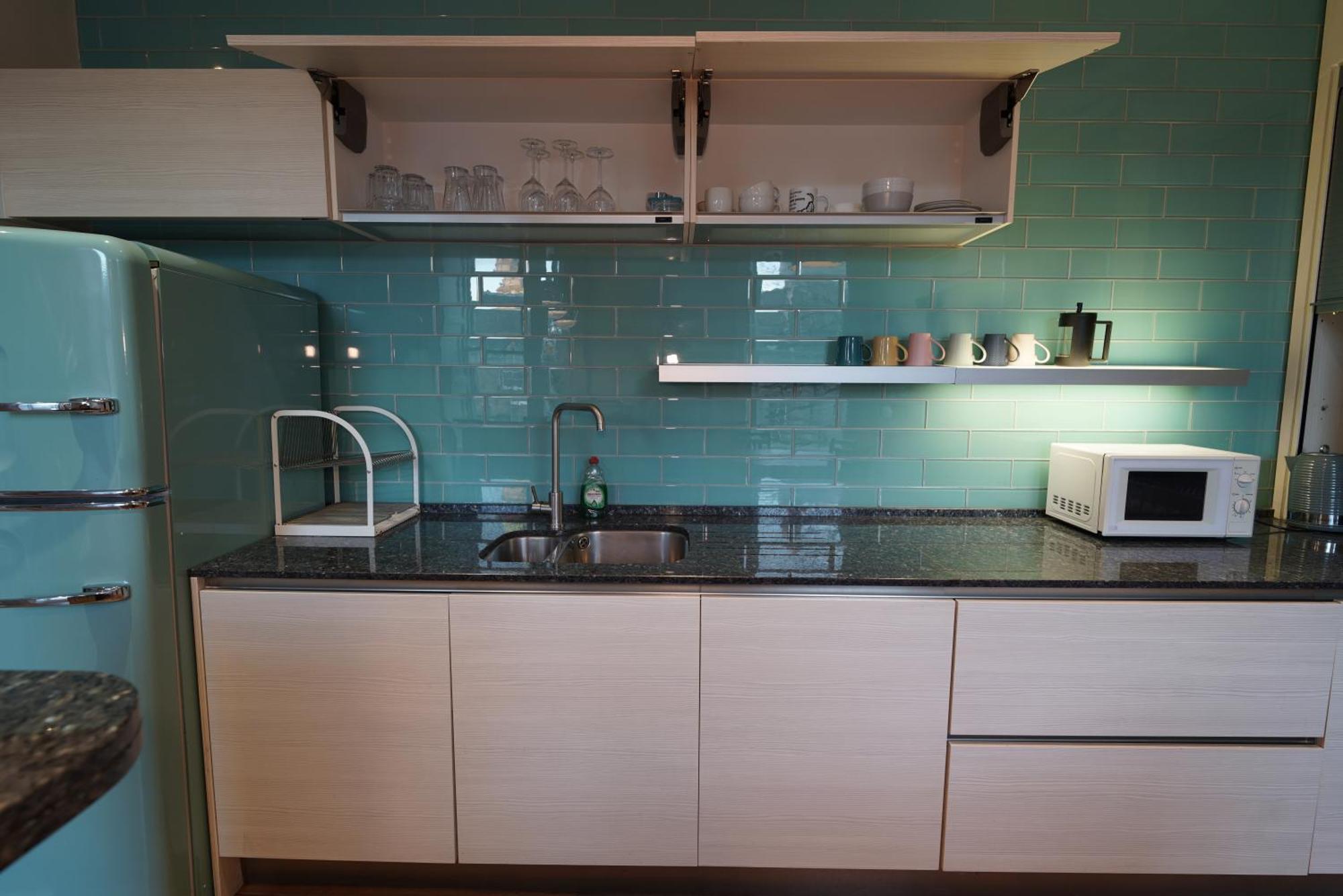 Spacious 2 Bed Next To Royal Mile & Waverley Apartment