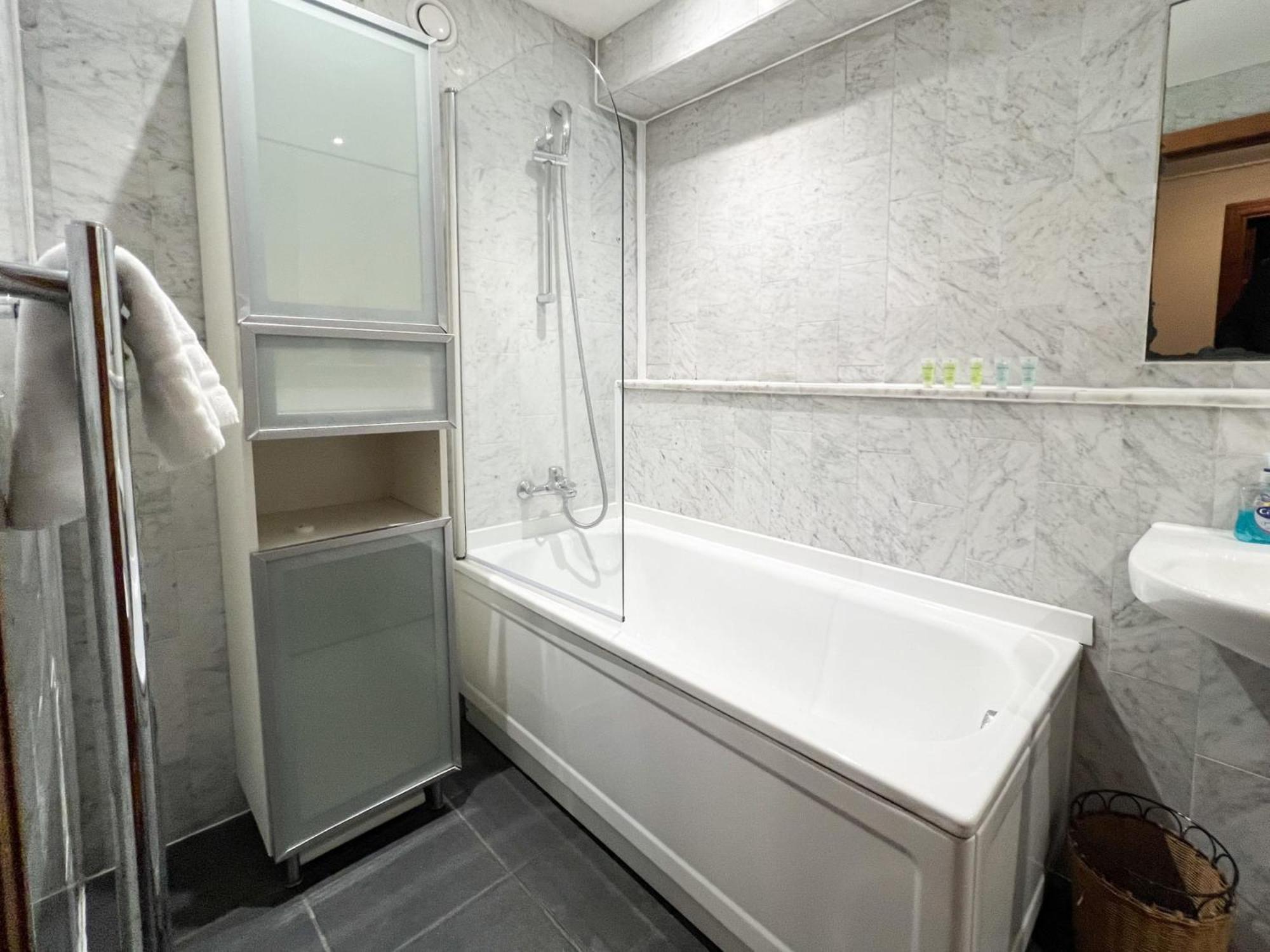 2br Flat Historic Centre Sleeps 5 Appartement *