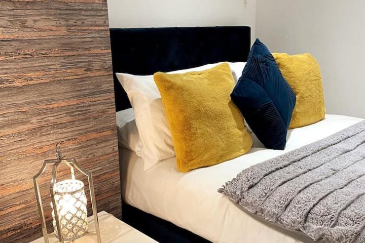 Apartment Lovely 3 Bedroom With Private Garden In Centre *
