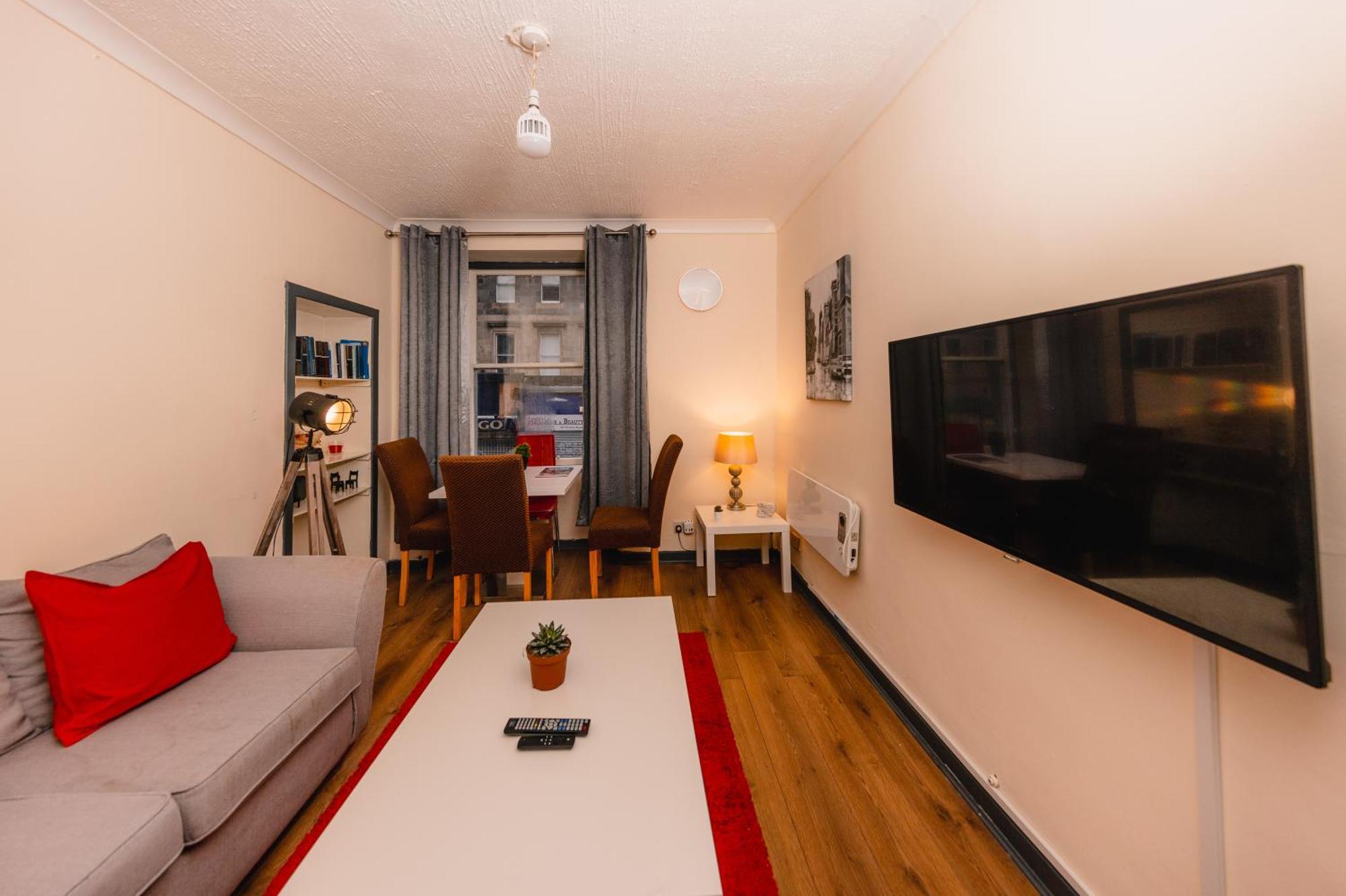 Apartment Cozy Old Town 4 Bedrm *