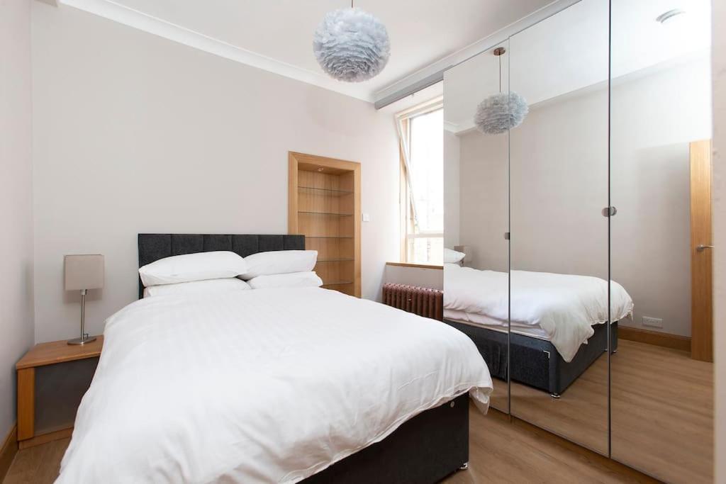 Apartment Newington