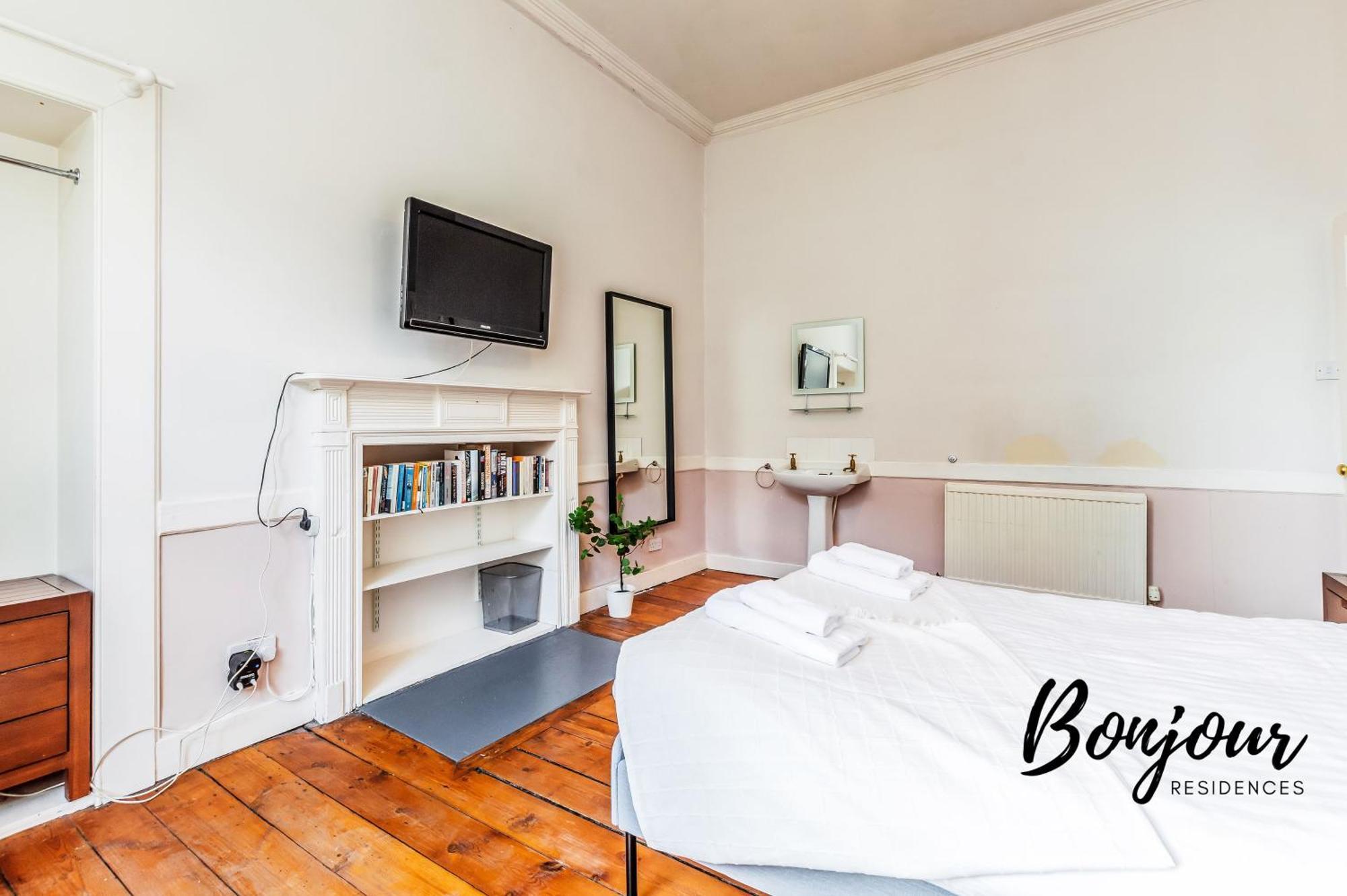 Belleville Central St James Quarter Free Offsite Parking & Views By Bonjour Residences Appartement