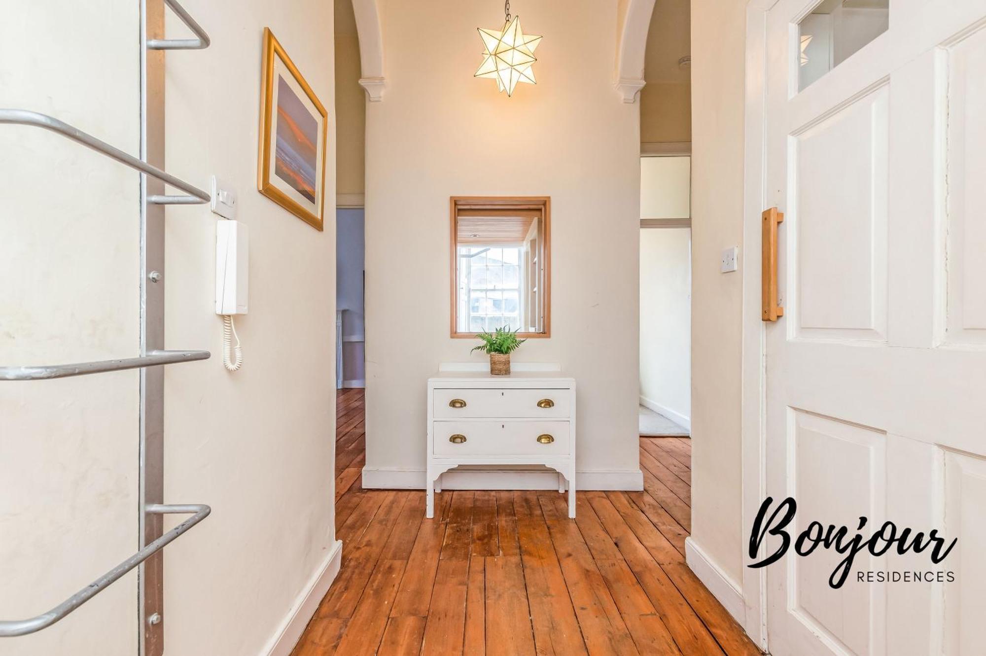 Appartement Belleville Central St James Quarter Free Offsite Parking & Views By Bonjour Residences *