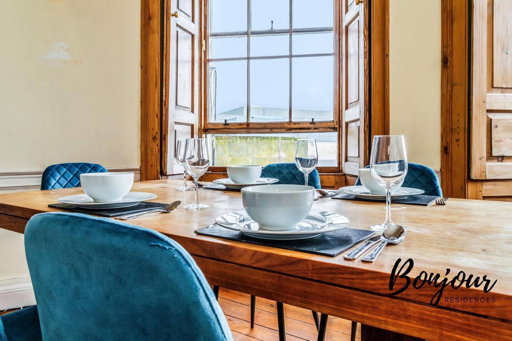 Appartement Belleville Central St James Quarter Free Offsite Parking & Views By Bonjour Residences *