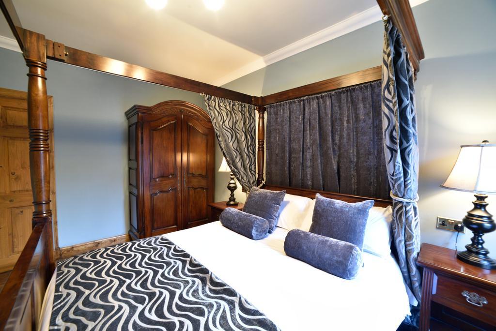 Blackfriars Apartment