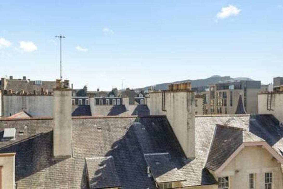 Gorgeous Old Town Hideaway * Edinburgh