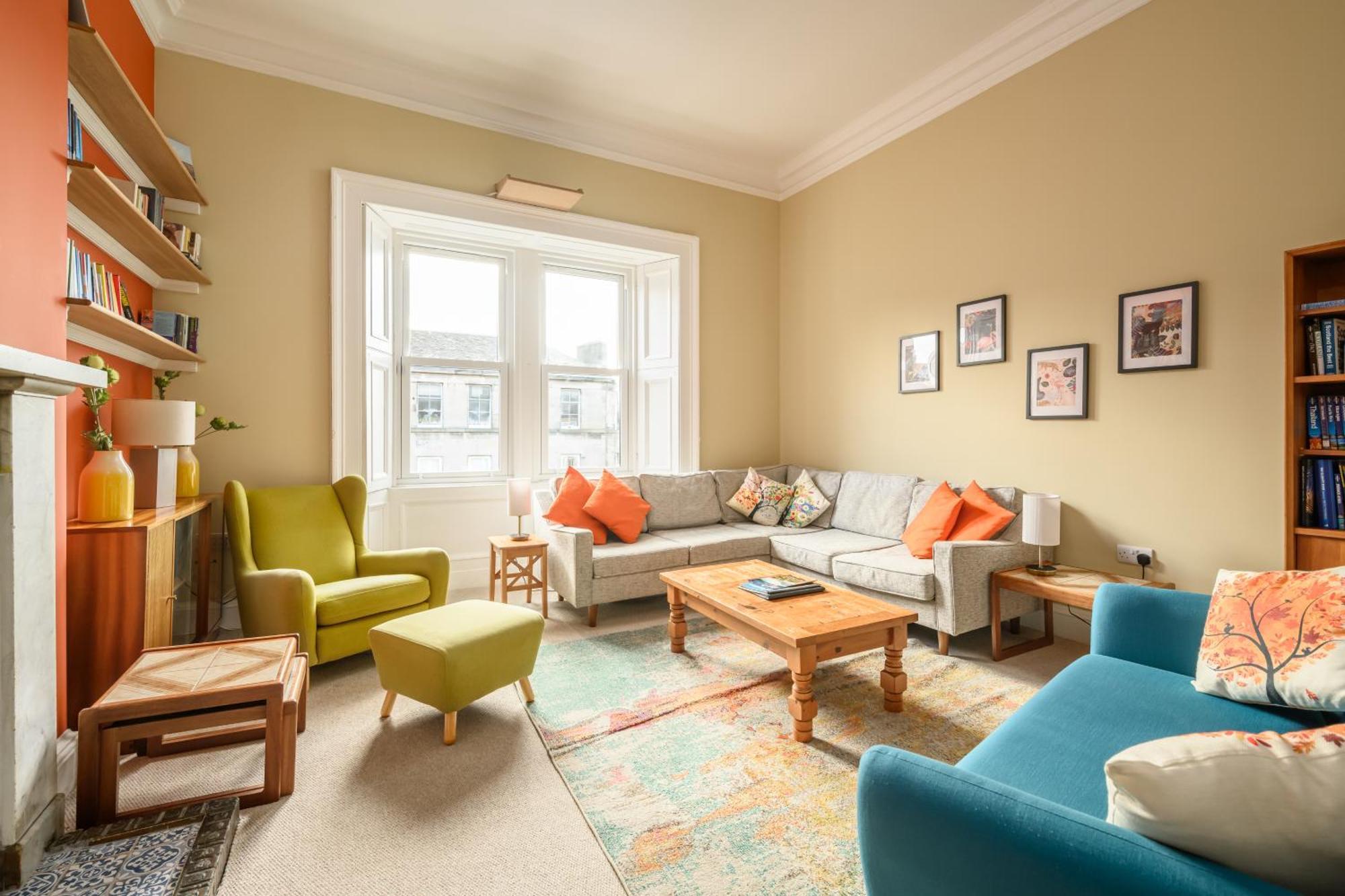 Apartment 5-br 3-bth Newington - Modern & Spacious Edinburgh