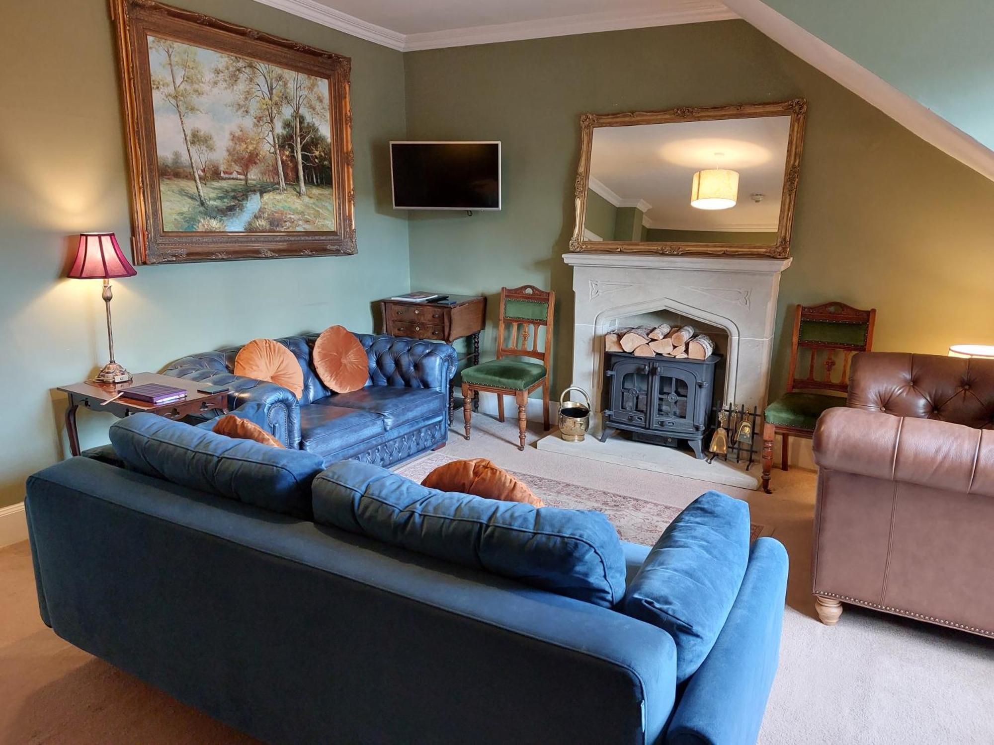 Stunning 5br Royal Mile Penthouse *