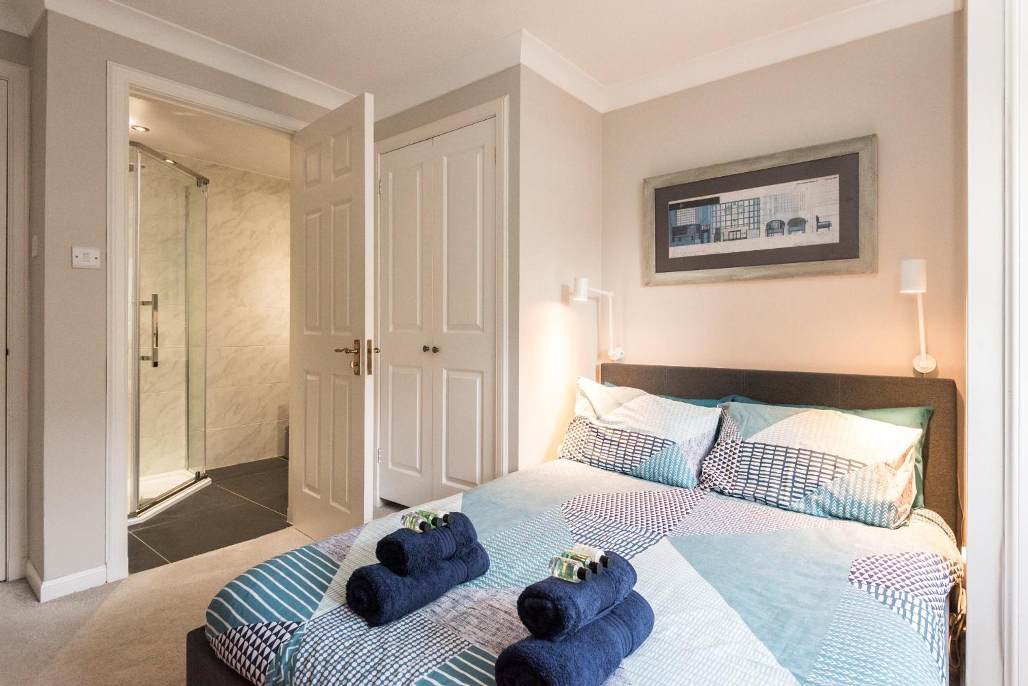 Apartment Cosy Roseburn Apartment, - 2 Bedrooms, Free Parking EDI