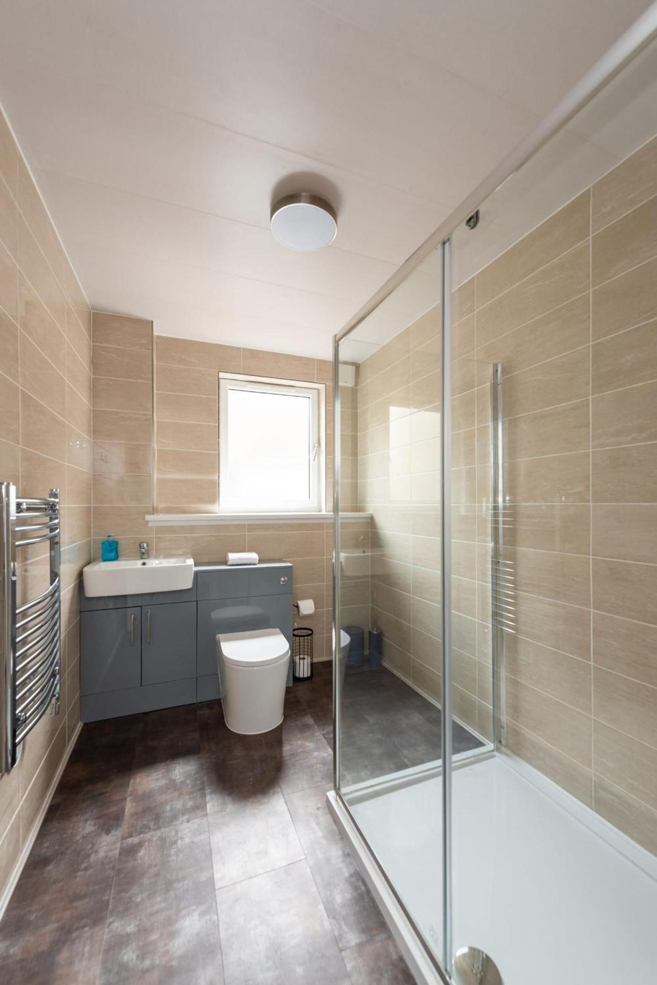 Ground Floor 2 Bed Flat Slateford Apartment