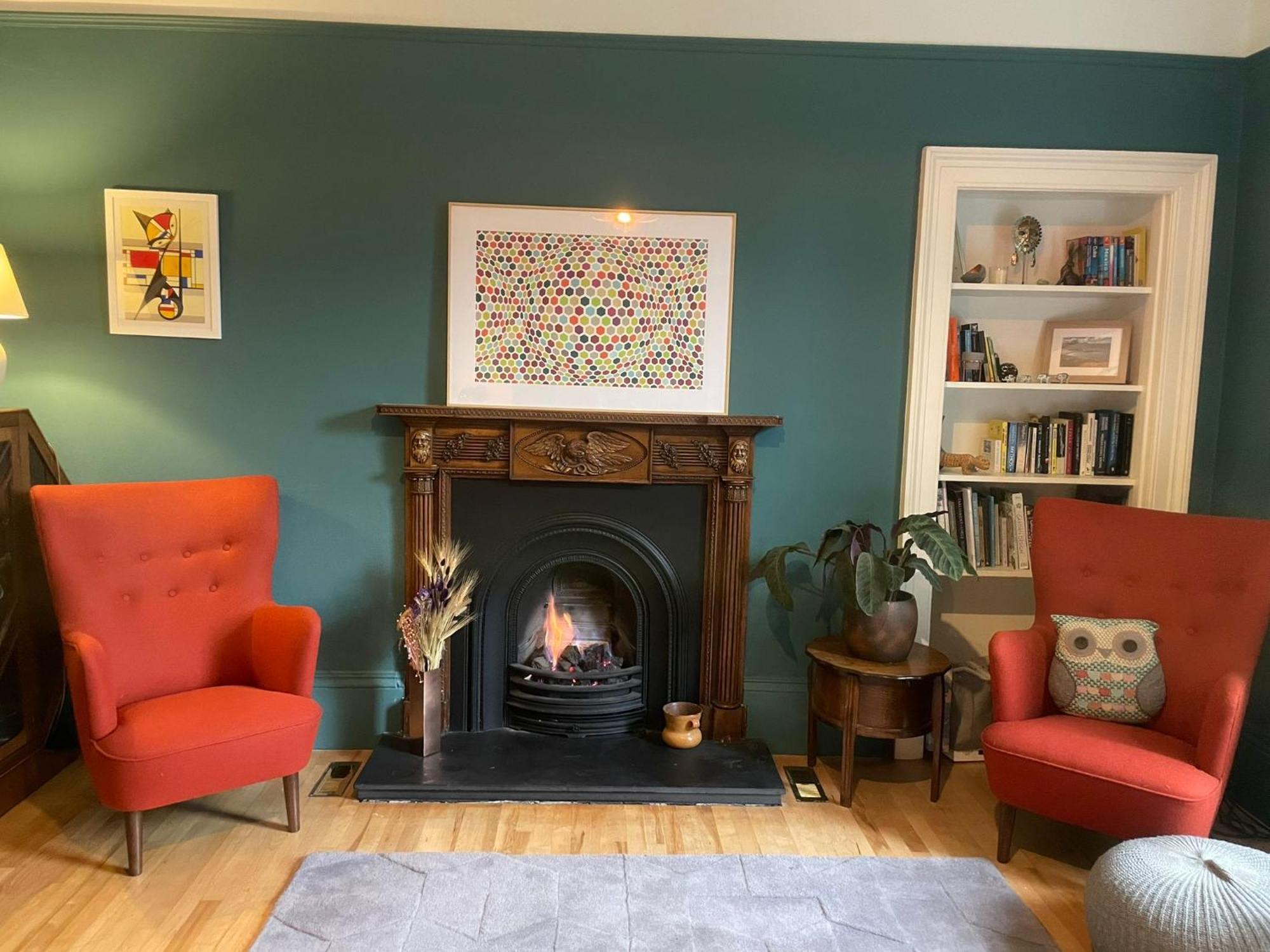 Holiday home Large 3 Double Bedroom Period House With Parking *