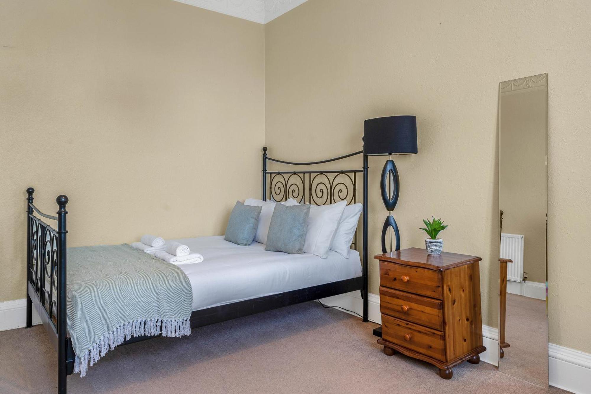 Marchmont Traditional *
