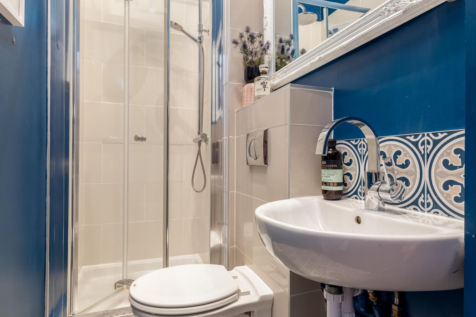 Apartment Stylish Victorian Apartment's Close To The Botanical Gardens, Free Parking! *