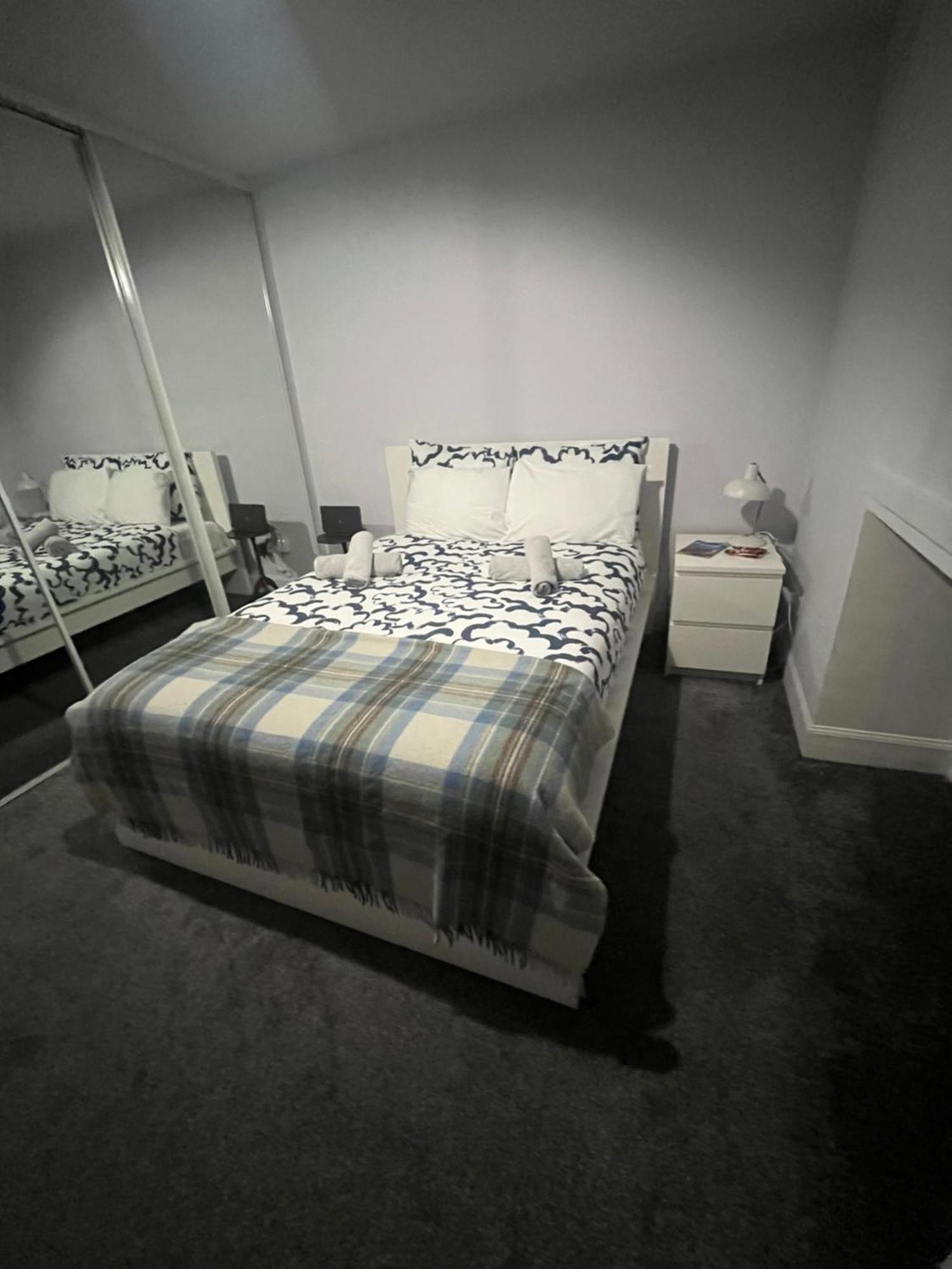 Boyds Entry Flat Old Town *