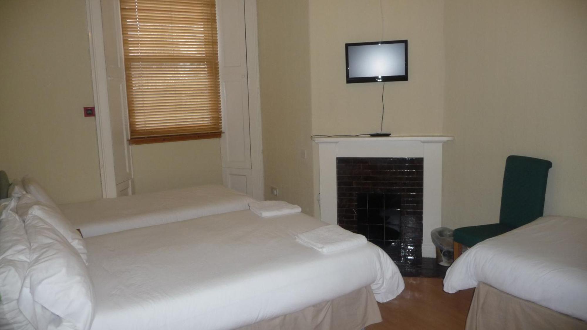 Guest house Minto House