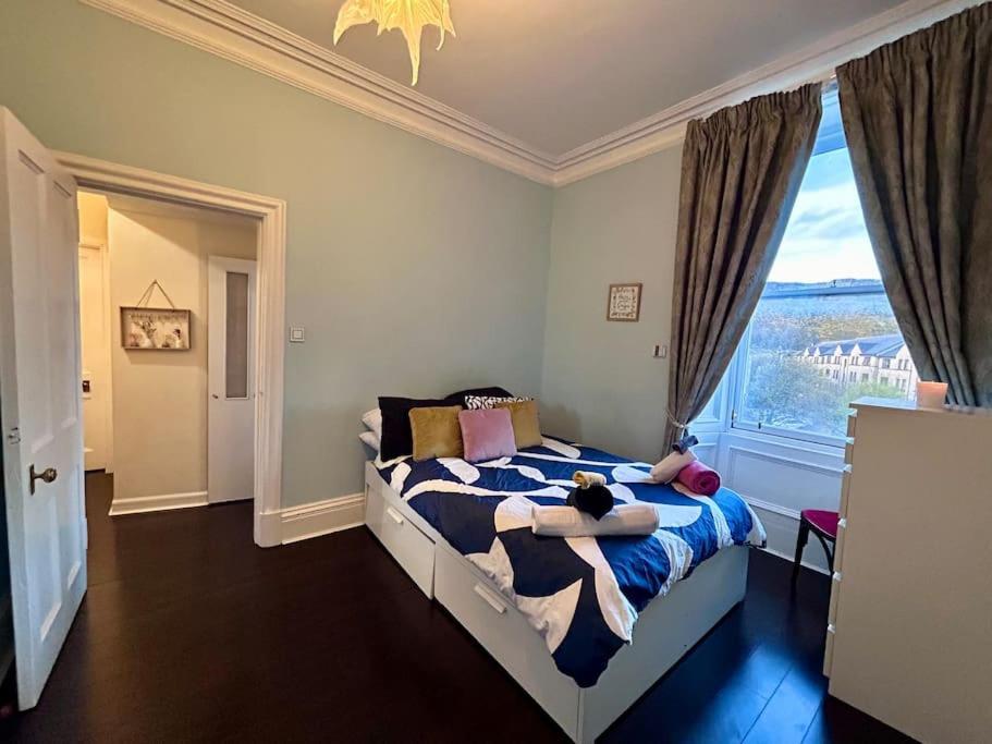 Apartment Edinburghs Arthurs Seat View *