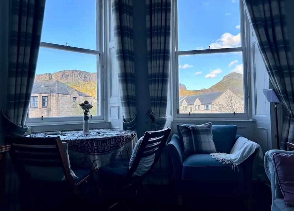 Apartment Edinburghs Arthurs Seat View Edinburgh