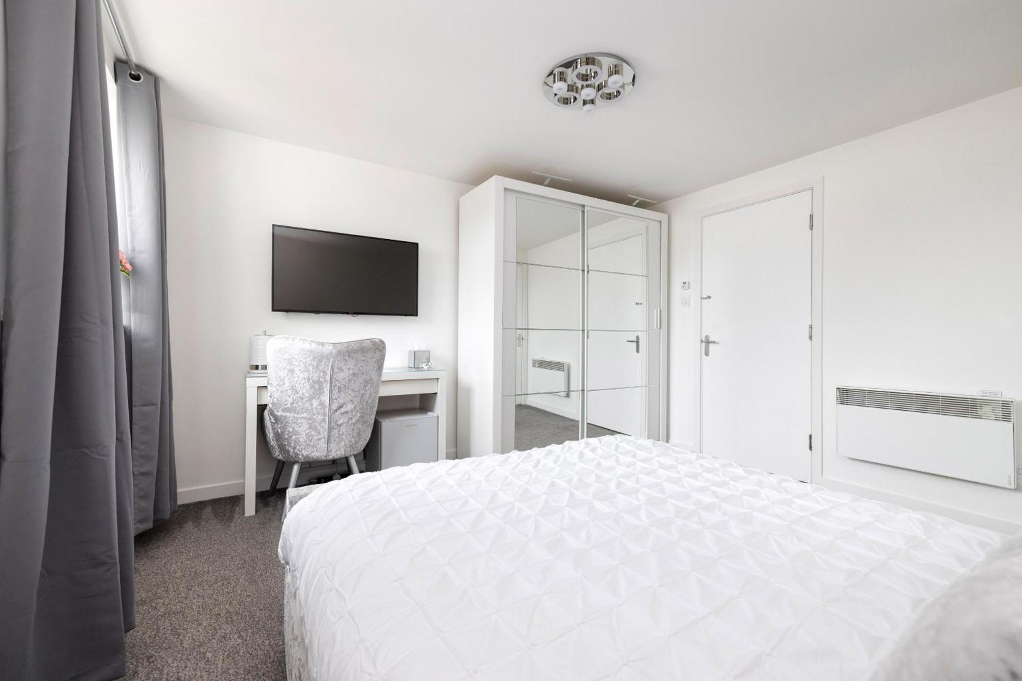 Joivy Elegant Flat With Balcony Apartment Edinburgh