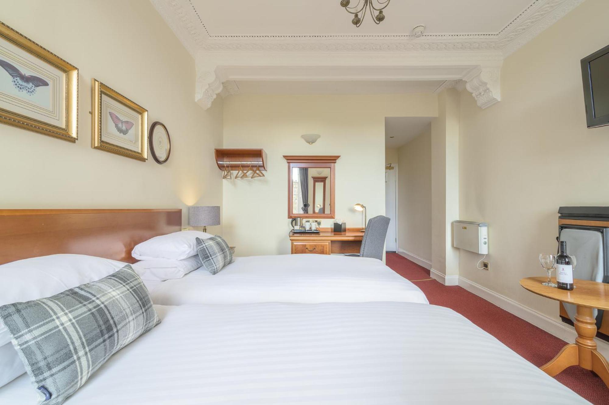 Old Waverley 3* Edinburgh