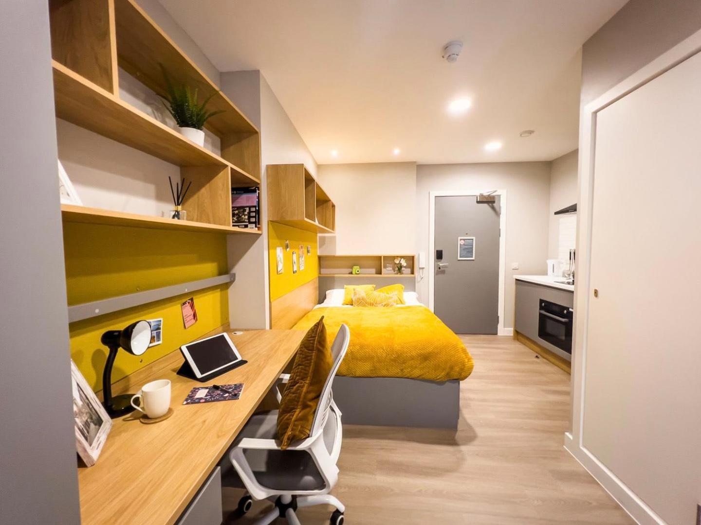 Apartment Modern At Panmure Court In For Students Only