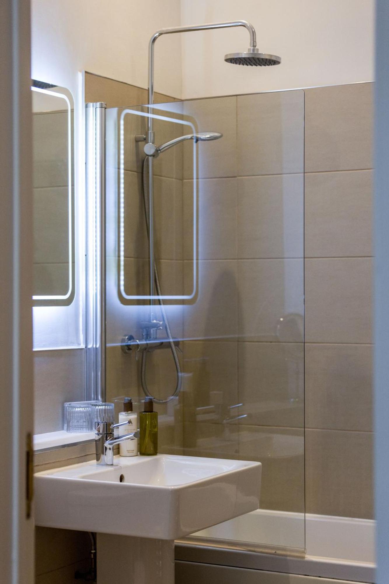 28 York Place Hotel 2*