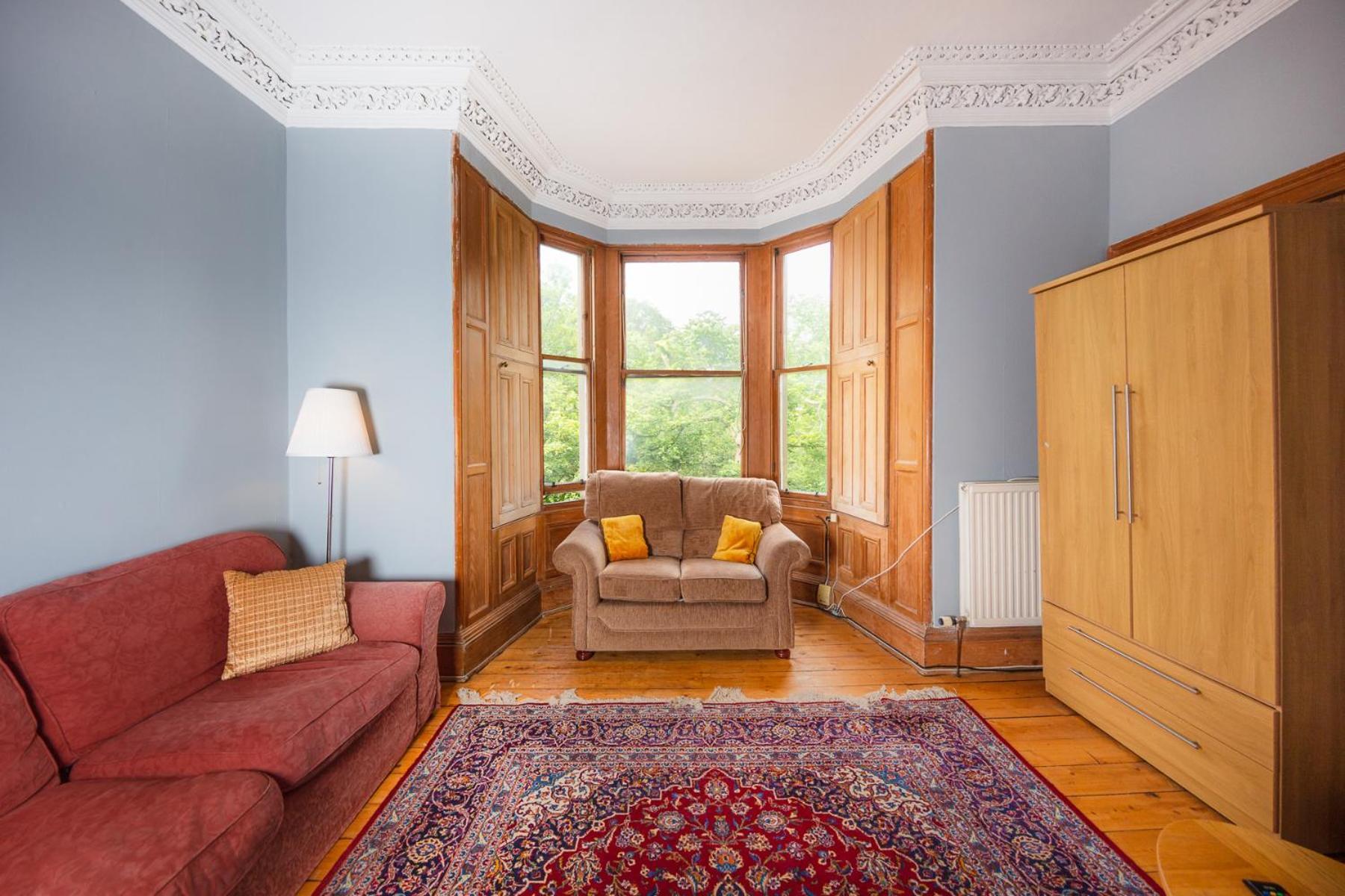 Comfortable, Spacious Retreat, By The Meadows!