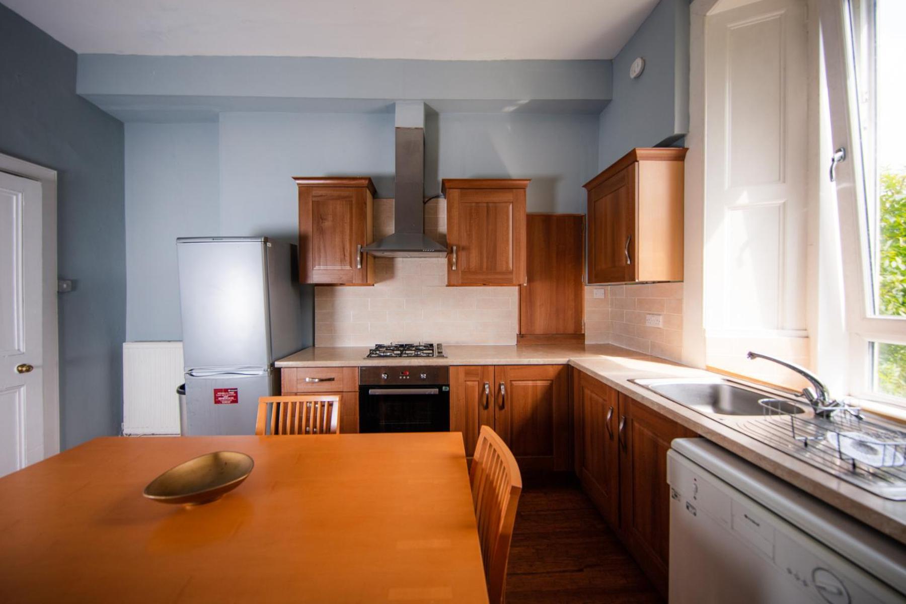 Comfortable, Spacious Retreat, By The Meadows! *