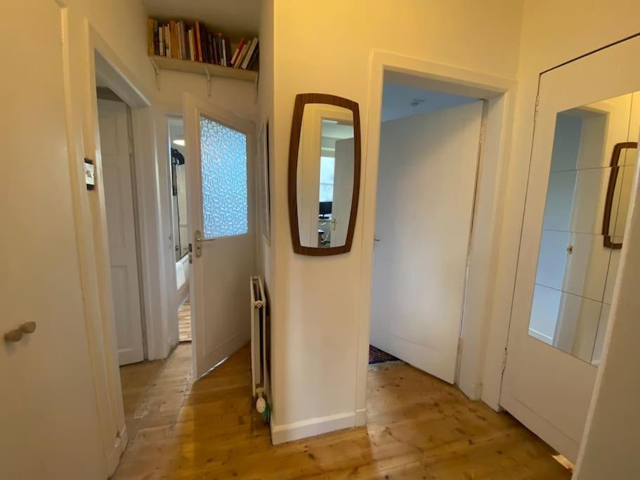 2 Bed With Garden Near Centre & Beach, Free Parking *