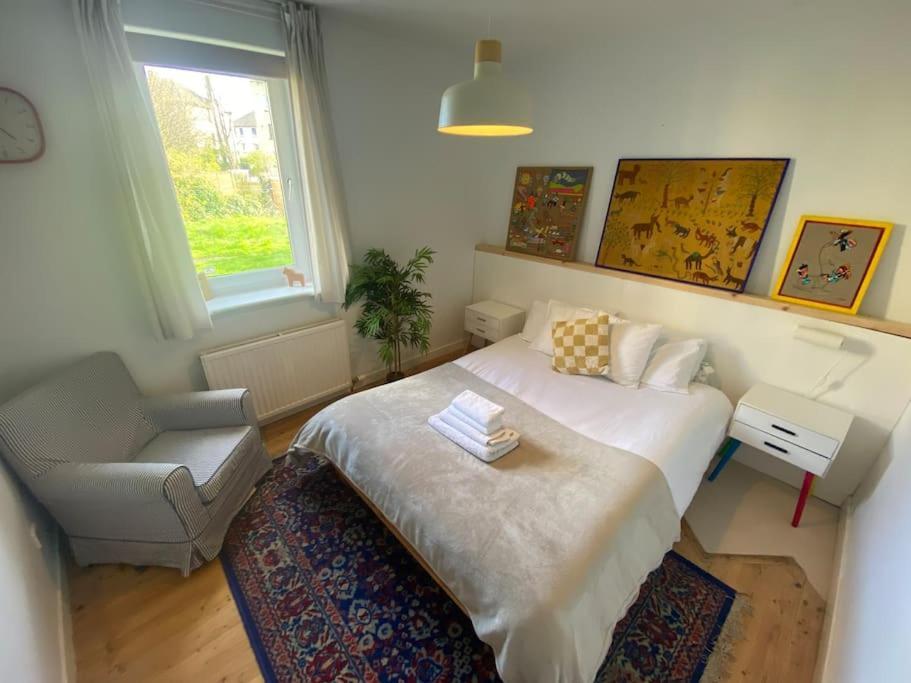 2 Bed With Garden Near Centre & Beach, Free Parking Edinburgh