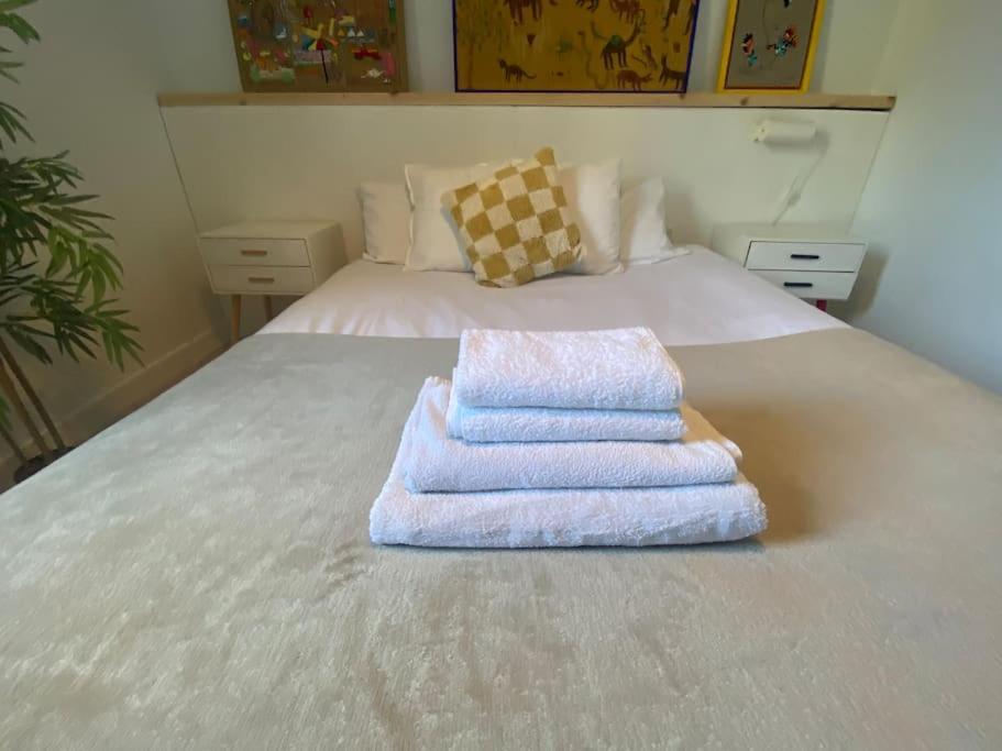 2 Bed With Garden Near Centre & Beach, Free Parking